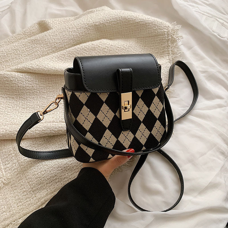 Retro Texture Bag Female Trend Fashion Rhombus