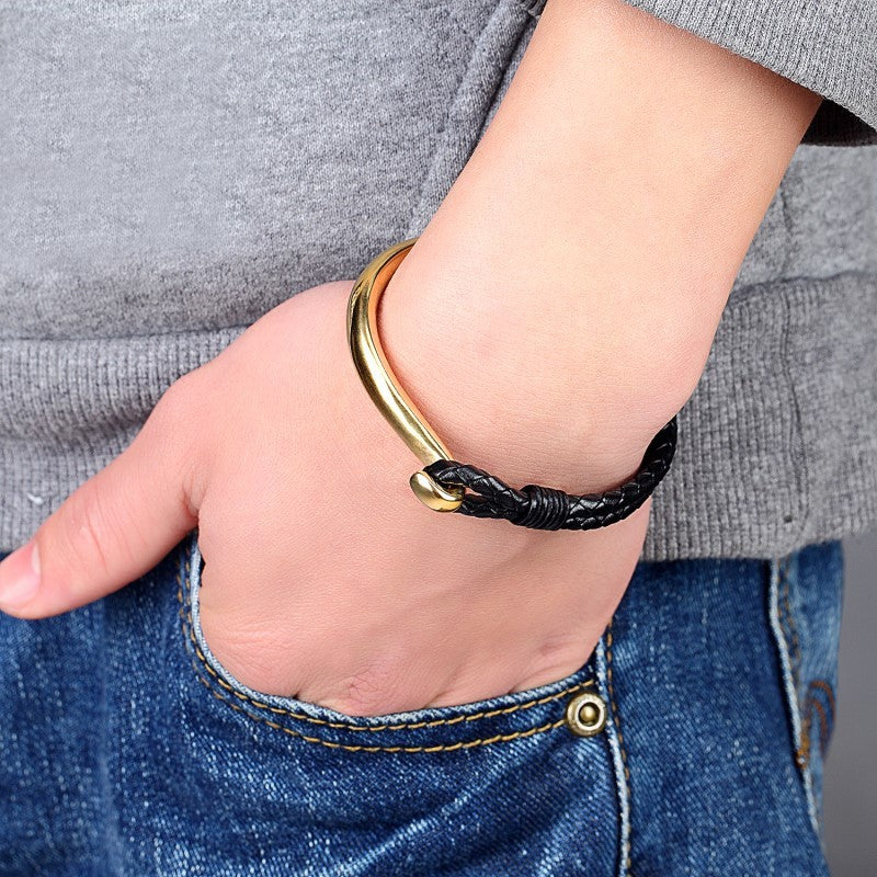 Simple Fashion Curved Buckle Stainless Steel Bracelet