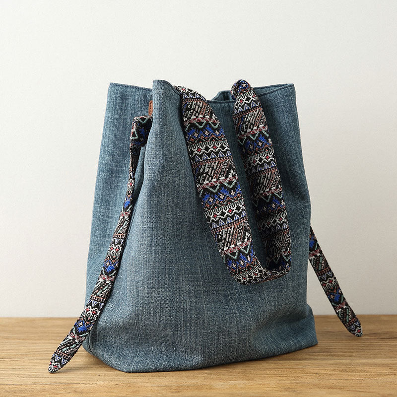 Canvas shoulder bag