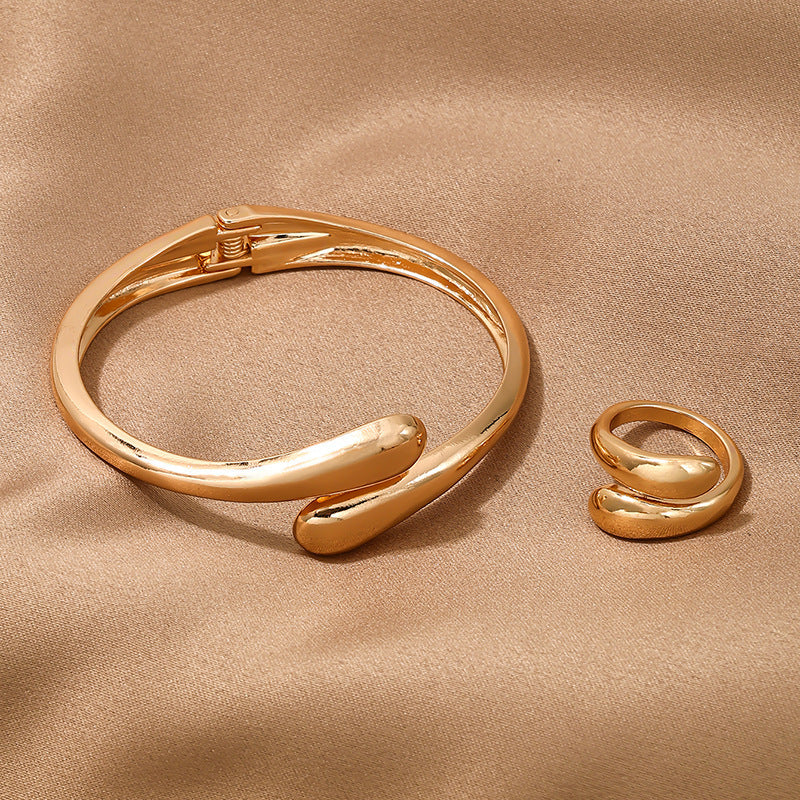 Collana, bracciale e anello set completo