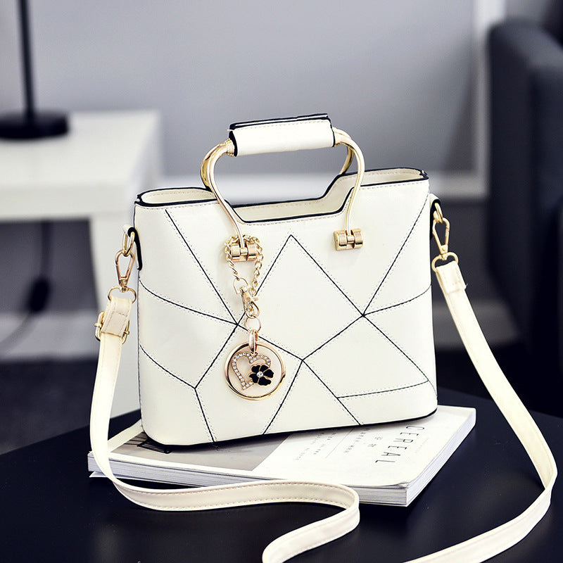 Crossbody shoulder bag