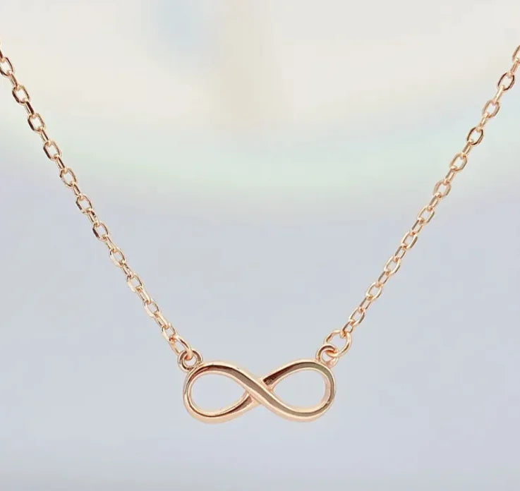 Collana Infinity