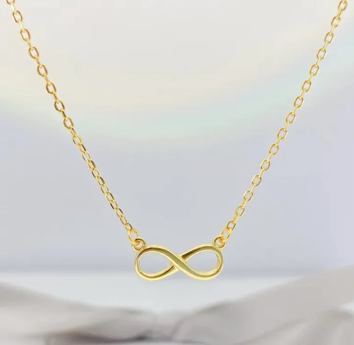 Collana Infinity